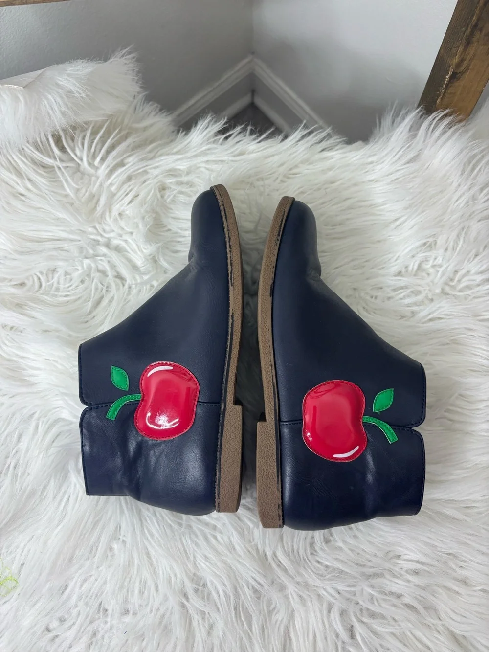 Gymboree Navy Leather Kids Ankle Boots with Red Apple Accent Size 3